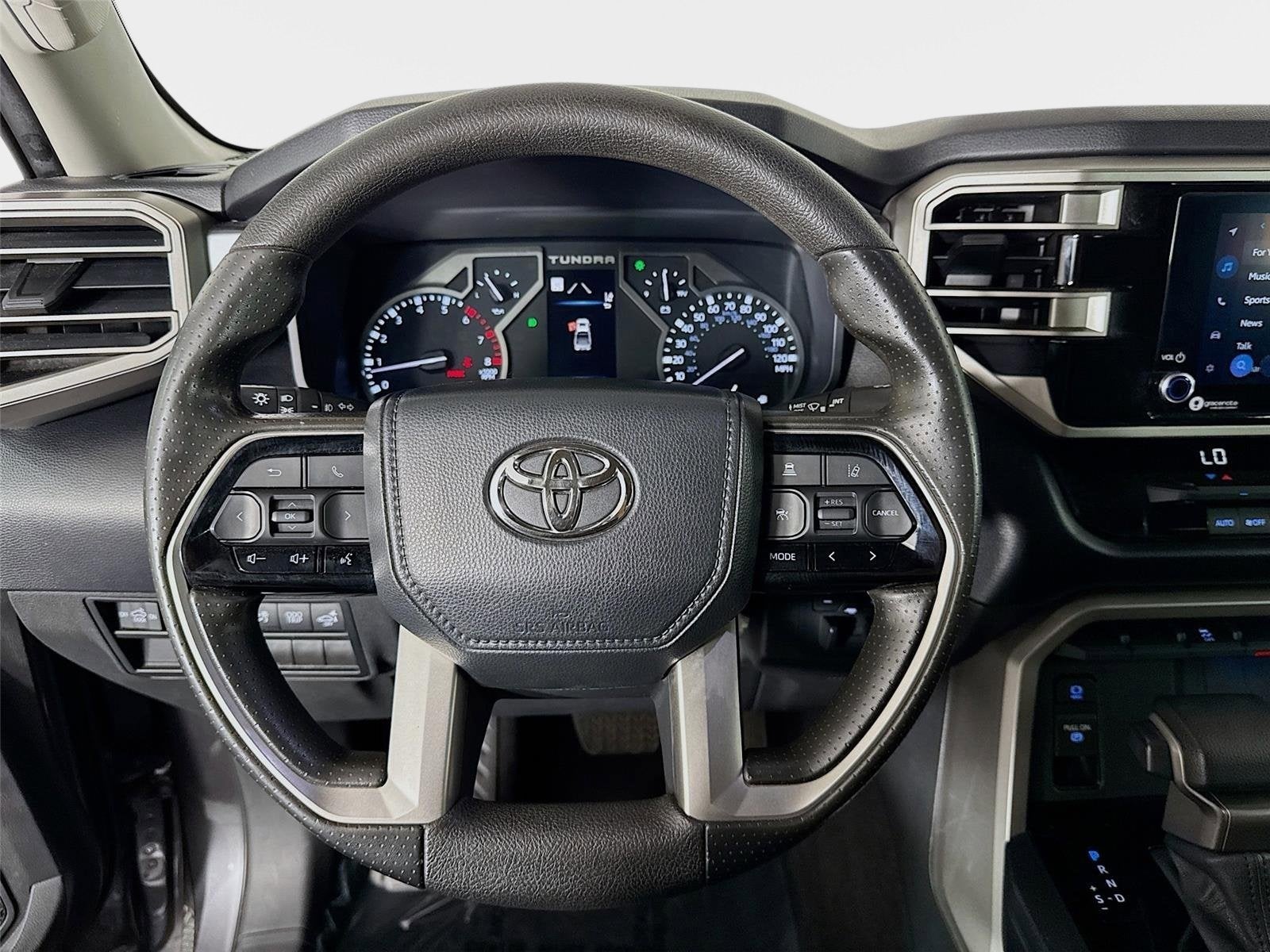 2022 Toyota Tundra 2WD SR5