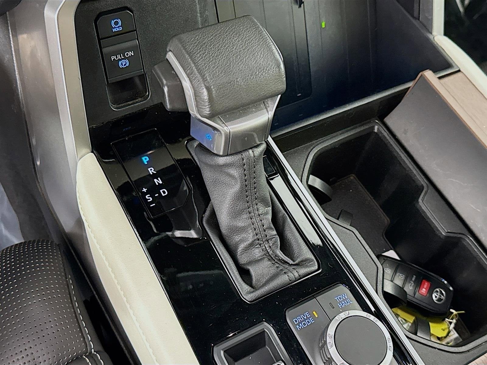 2023 Toyota Tundra 4WD Capstone Hybrid