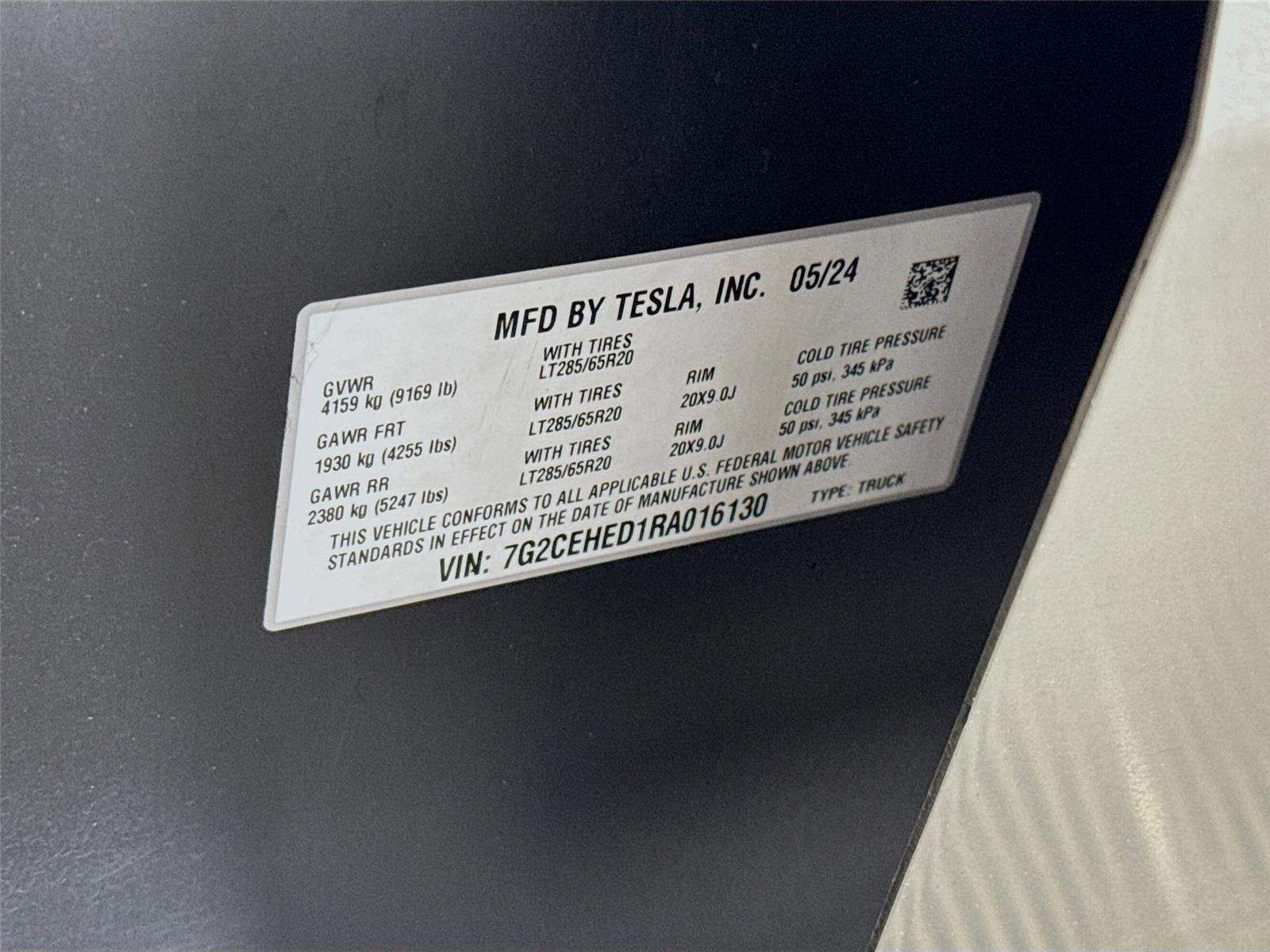 2024 Tesla Cybertruck Base