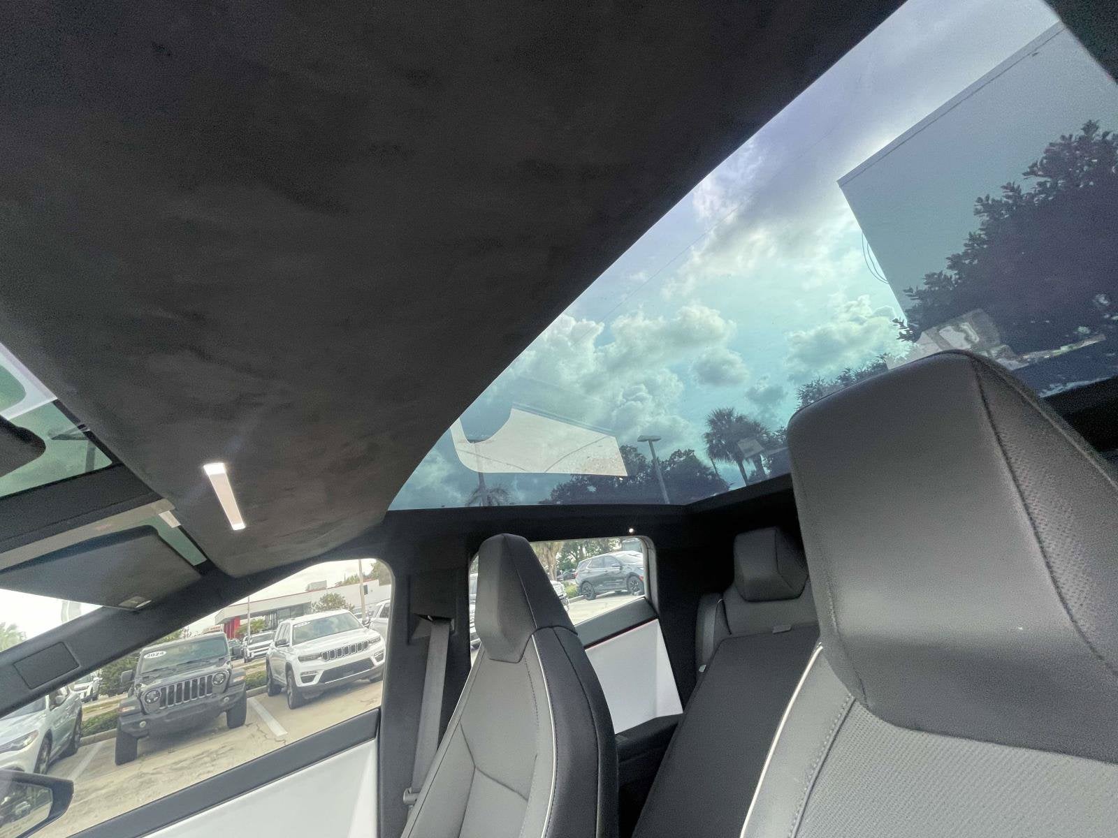 2024 Tesla Cybertruck Base