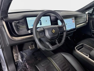 2023 Rivian R1S Adventure