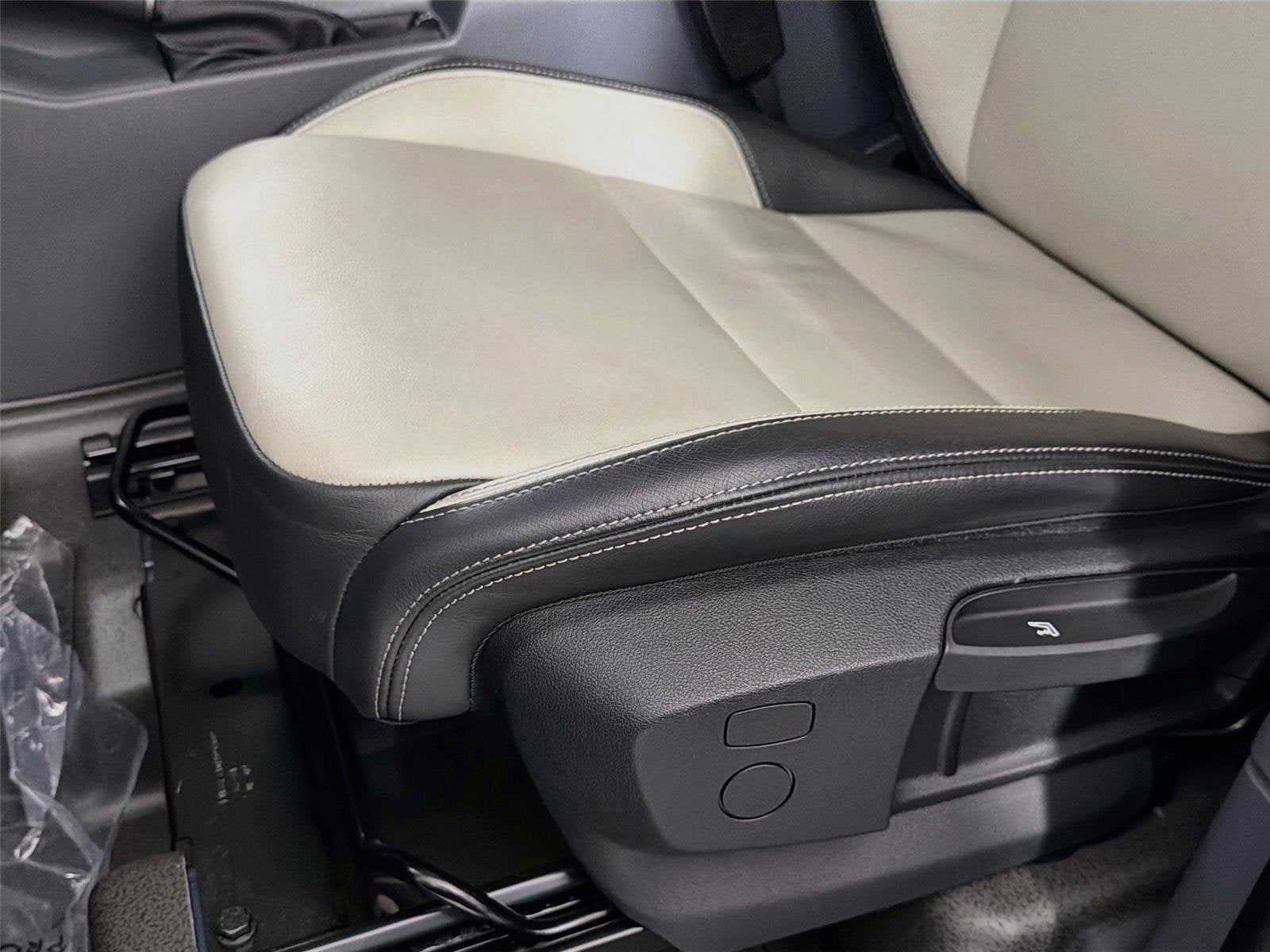 2024 INEOS Grenadier Station Wagon Fieldmaster Edition