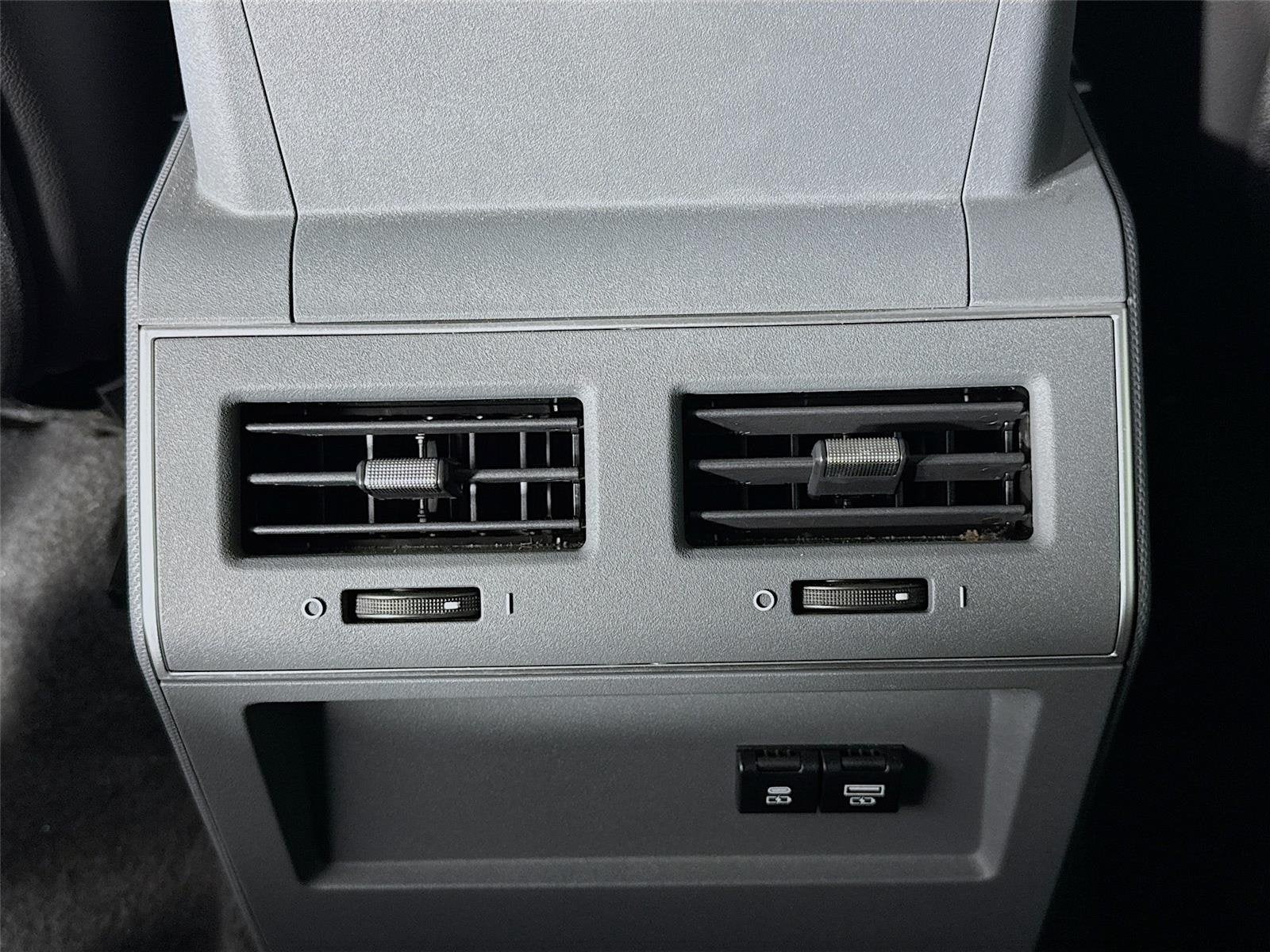 2024 INEOS Grenadier Station Wagon Fieldmaster Edition