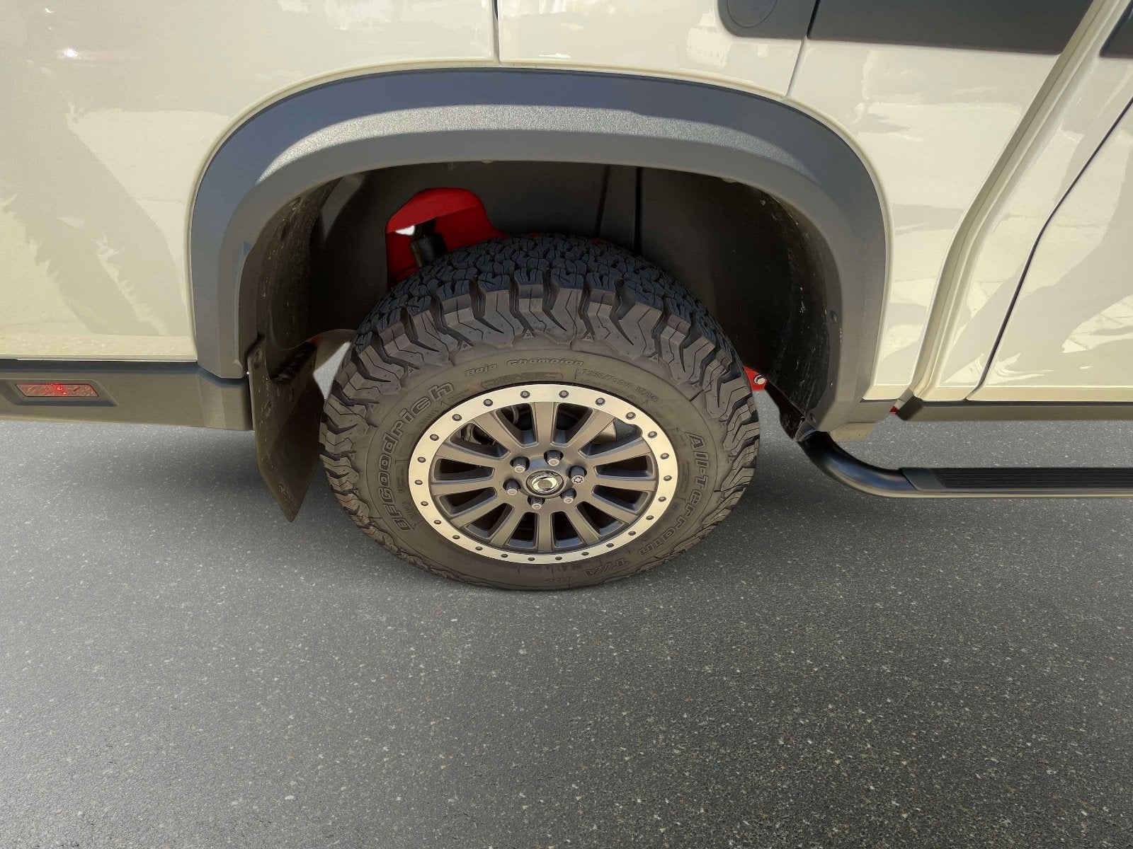 2025 INEOS Grenadier Quartermaster Fieldmaster Edition