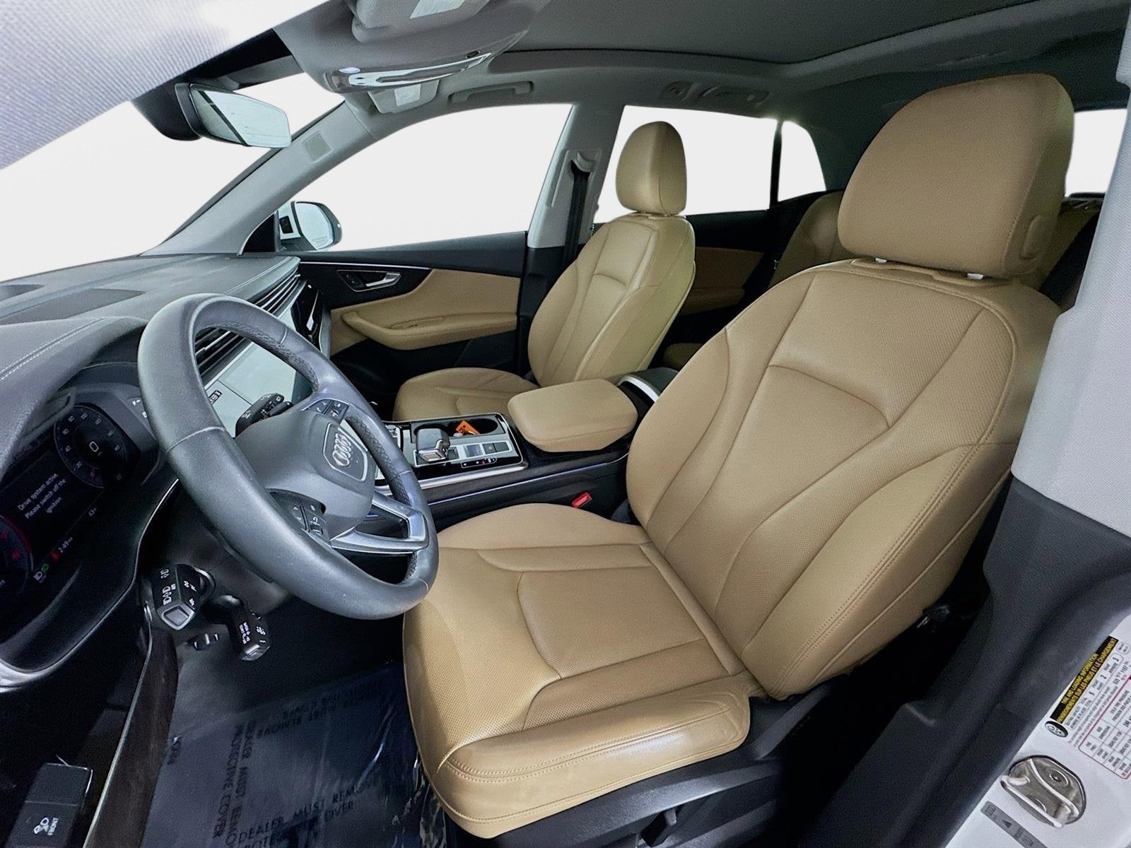 2023 Audi Q8 Premium Plus