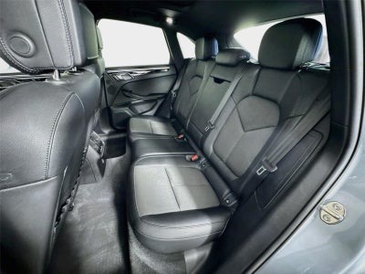 2023 Porsche Macan Base