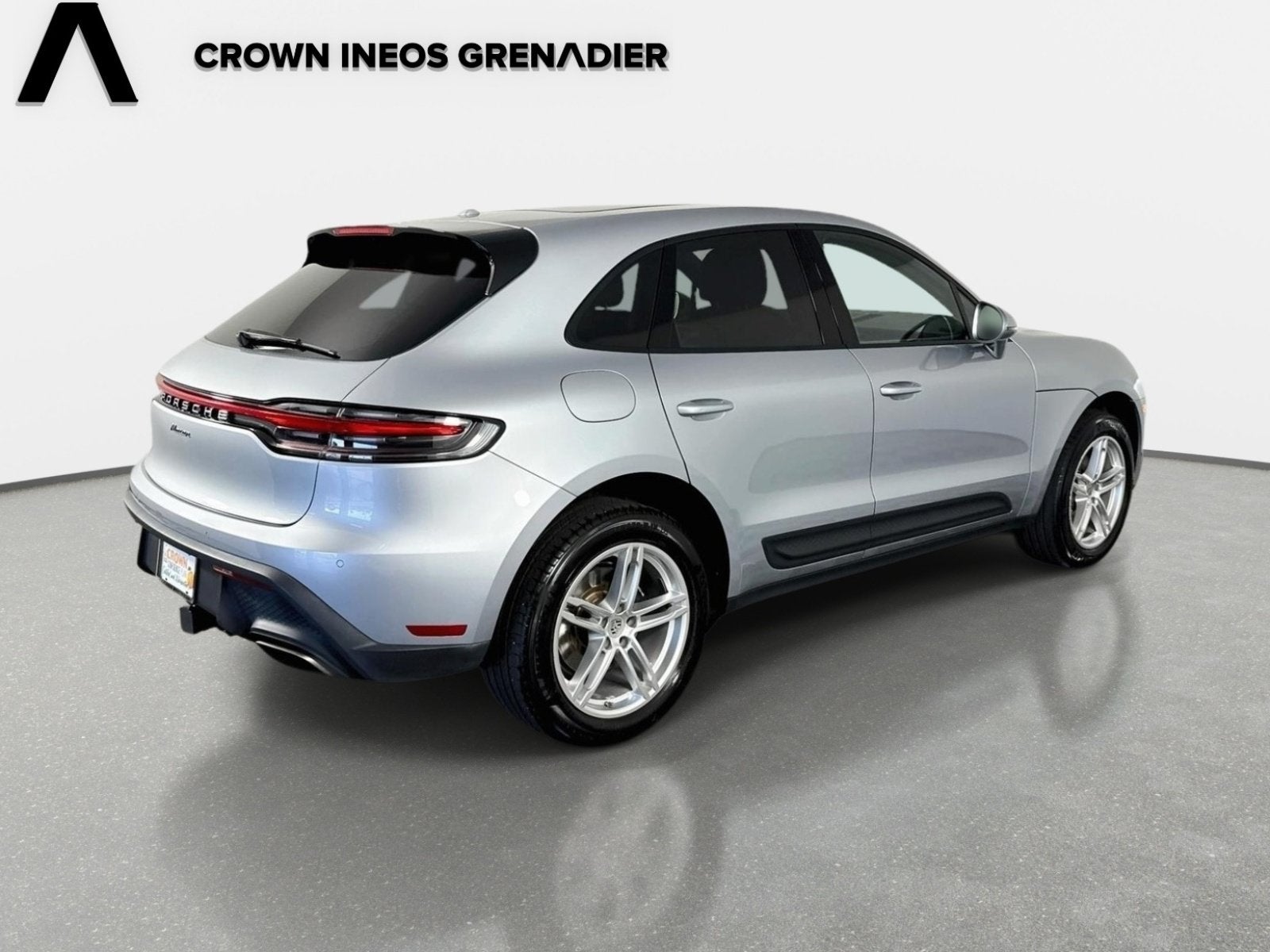 2023 Porsche Macan Base
