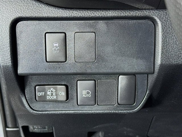 2021 Toyota Tacoma 2WD SR5