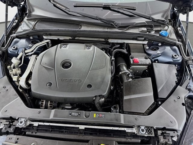 2021 Volvo S60 Momentum