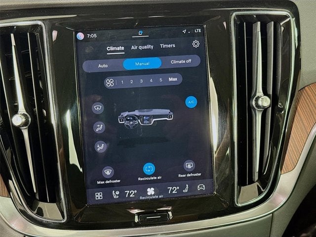2025 Volvo S60 Plus