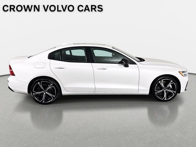 2025 Volvo S60 Plus