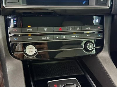 2017 Jaguar F-PACE 35t Prestige