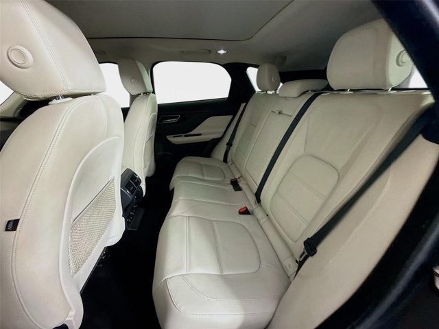 2017 Jaguar F-PACE 35t Prestige
