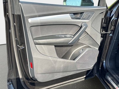 2025 Audi Q5 S line Premium