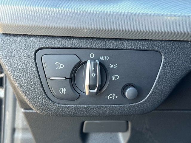 2025 Audi Q5 S line Premium