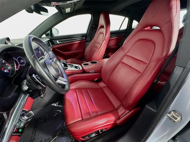 2022 Porsche Panamera 4 Platinum Edition