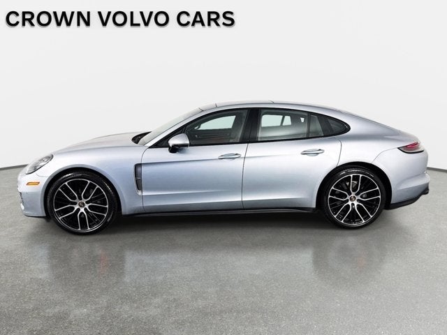 2022 Porsche Panamera 4 Platinum Edition