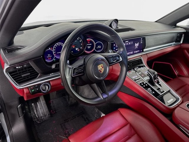 2022 Porsche Panamera 4 Platinum Edition