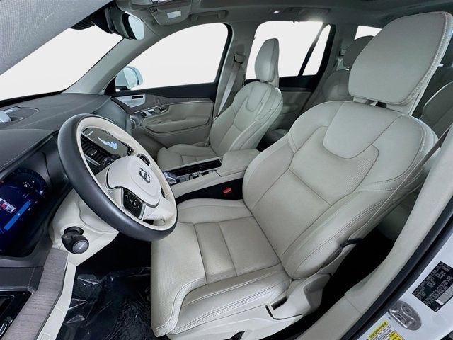 2024 Volvo XC90 Ultimate Bright Theme