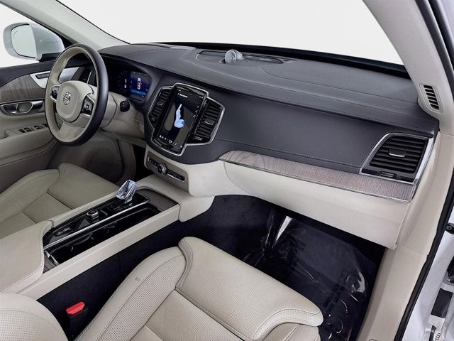 2024 Volvo XC90 Ultimate Bright Theme