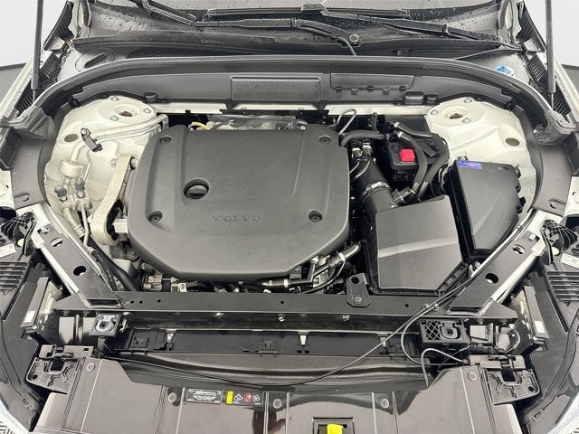2023 Volvo XC60 Ultimate Dark Theme