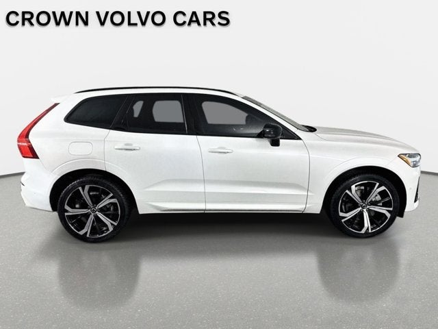 2023 Volvo XC60 Ultimate Dark Theme