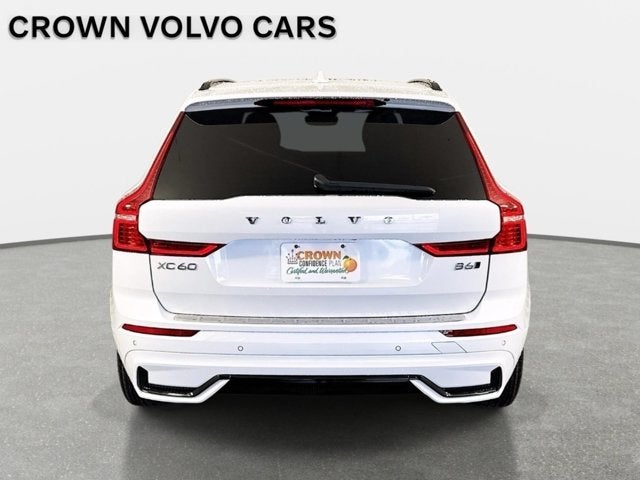 2023 Volvo XC60 Ultimate Dark Theme