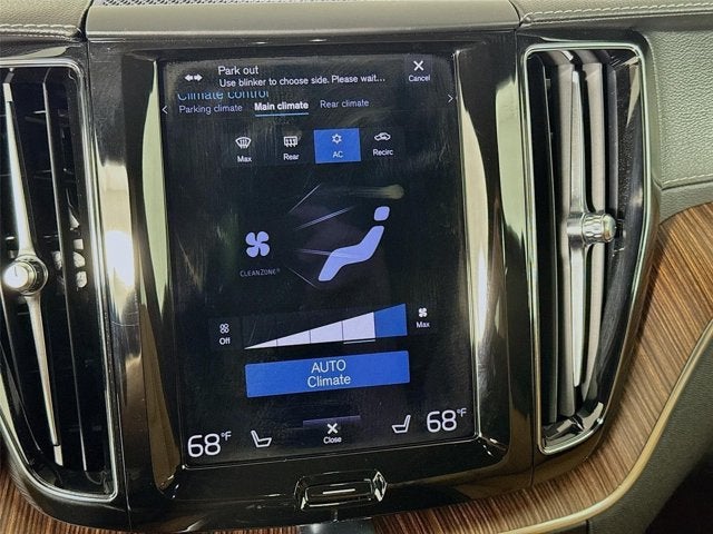 2021 Volvo XC60 Inscription
