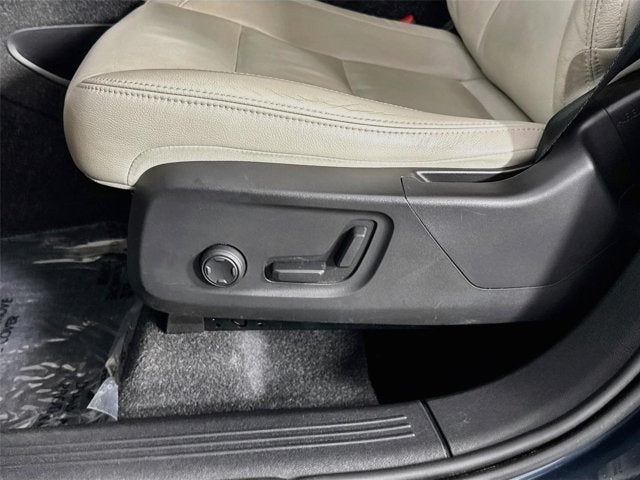 2021 Volvo XC40 Momentum