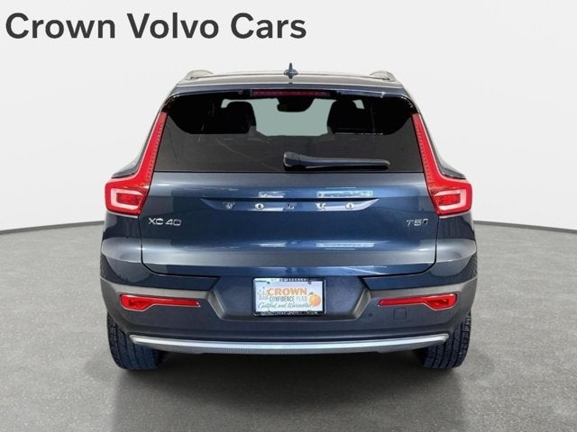 2021 Volvo XC40 Momentum