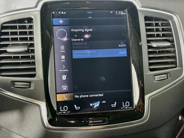 2020 Volvo XC90 Momentum