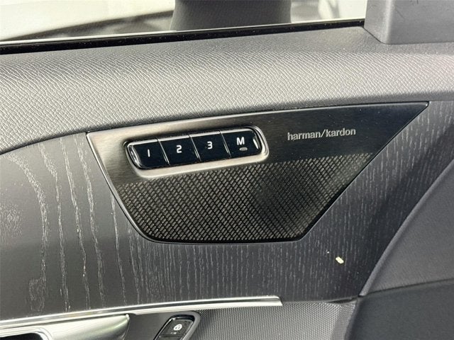 2020 Volvo XC90 Momentum