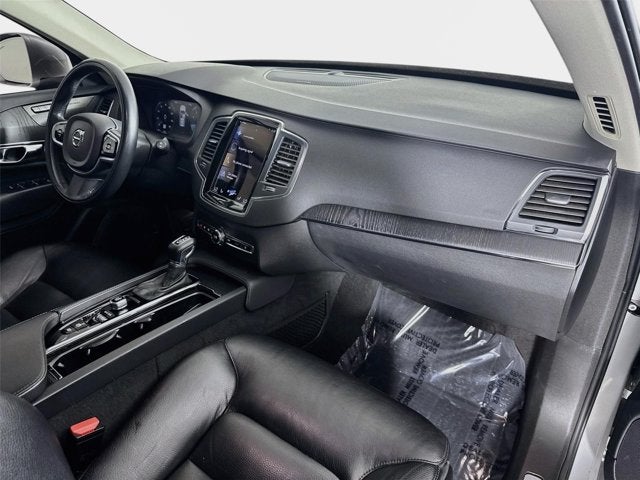 2020 Volvo XC90 Momentum