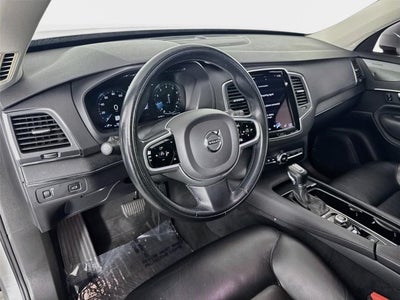 2020 Volvo XC90 Momentum