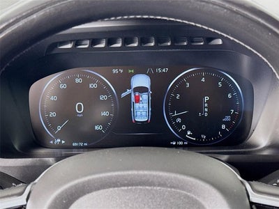 2019 Volvo XC90 Momentum