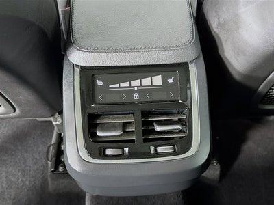 2022 Volvo XC90 Momentum