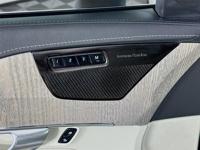 2022 Volvo XC90 Inscription