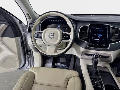 2022 Volvo XC90 Inscription