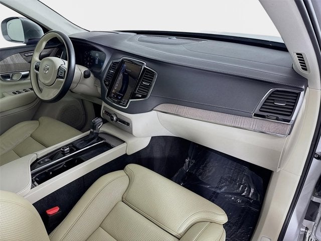 2022 Volvo XC90 Inscription