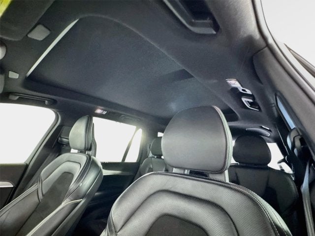 2021 Volvo XC90 R-Design