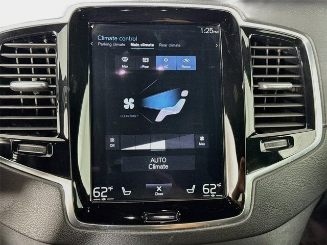 2021 Volvo XC90 R-Design
