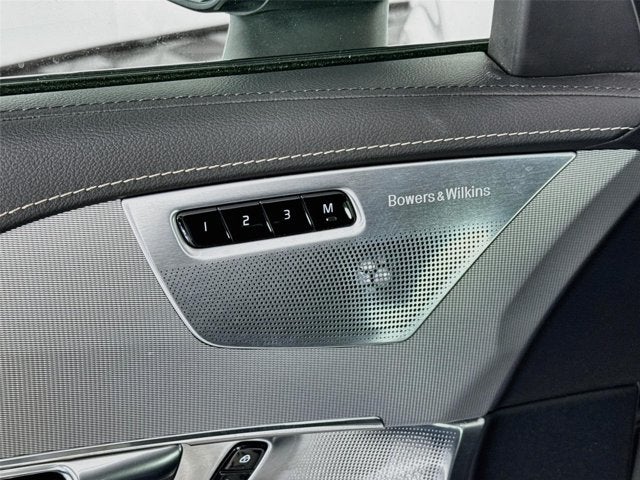 2021 Volvo XC90 R-Design