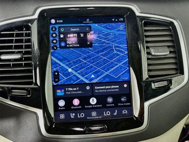 2024 Volvo XC90 Recharge Plug-In Hybrid Plus Bright Theme