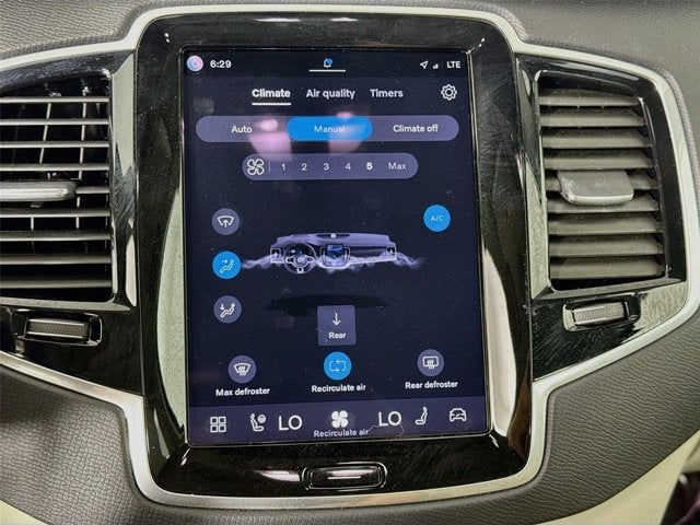 2024 Volvo XC90 Recharge Plug-In Hybrid Plus Bright Theme