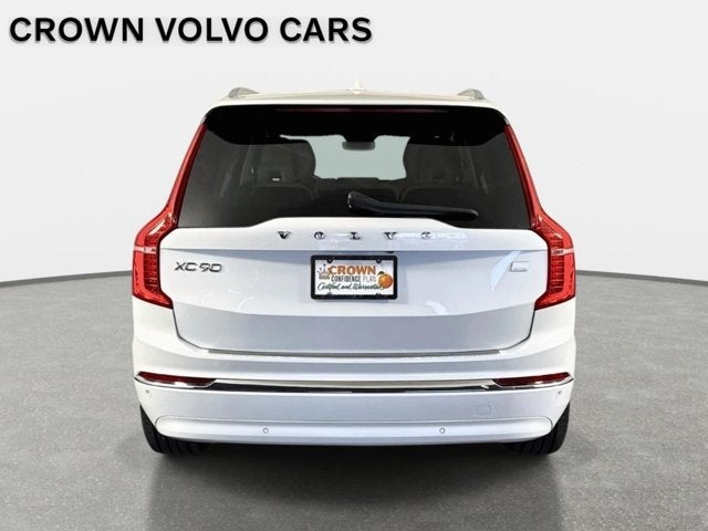 2024 Volvo XC90 Recharge Plug-In Hybrid Plus Bright Theme