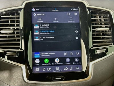 2024 Volvo XC90 Recharge Plug-In Hybrid Ultimate Bright Theme