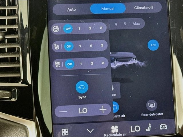 2024 Volvo XC90 Recharge Plug-In Hybrid Ultimate Bright Theme