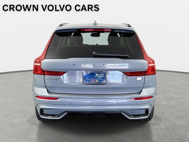2024 Volvo XC60 Recharge Plug-In Hybrid Ultimate Dark Theme