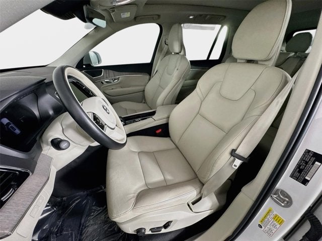 2025 Volvo XC90 Plug-In Hybrid Plus