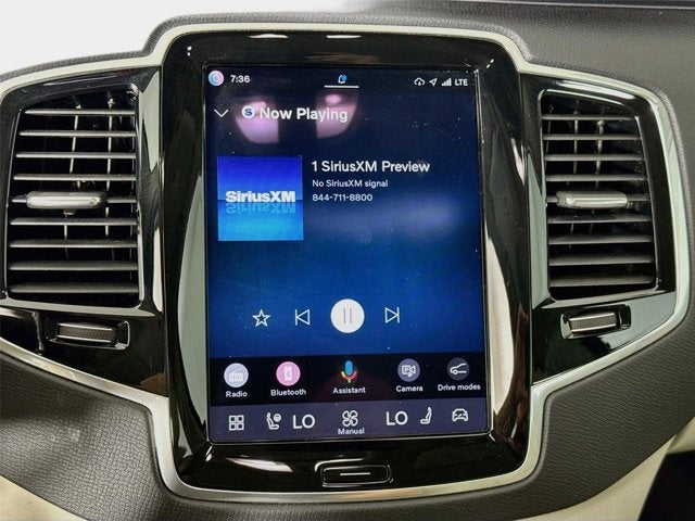 2025 Volvo XC90 Plug-In Hybrid Plus